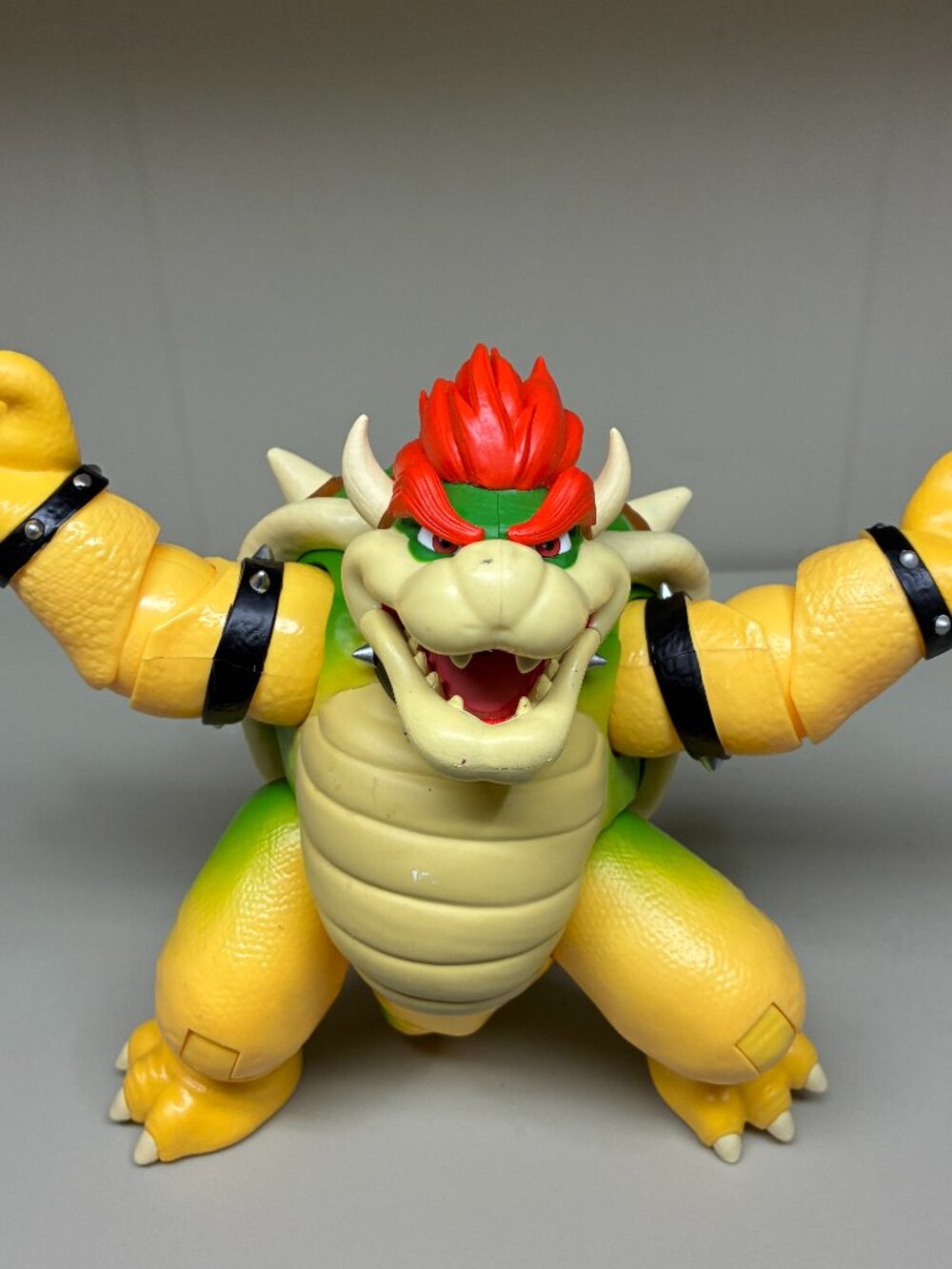 Jakks Pacific Super Mario Bros Movie Bowser 7" Fire Breathing Action Figure 2023